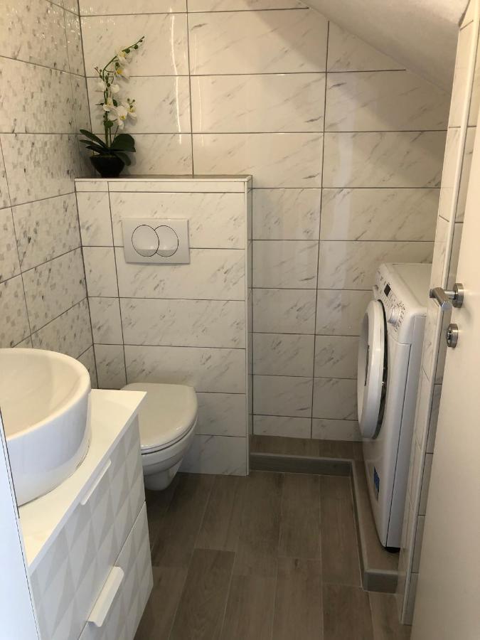 House Racic Apartment Bol Exterior photo