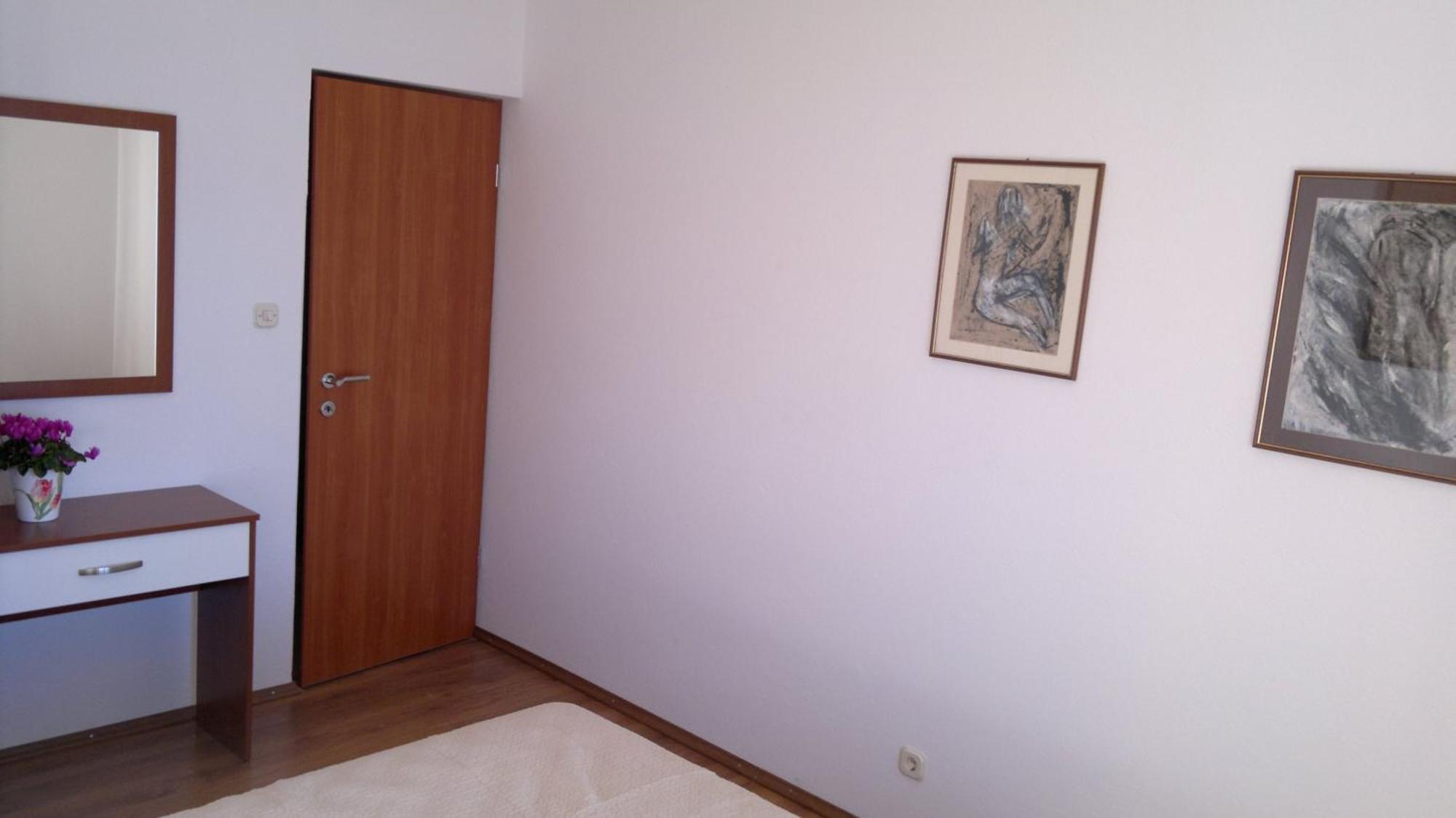House Racic Apartment Bol Exterior photo